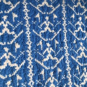 Hand knit wool ski sweater, small